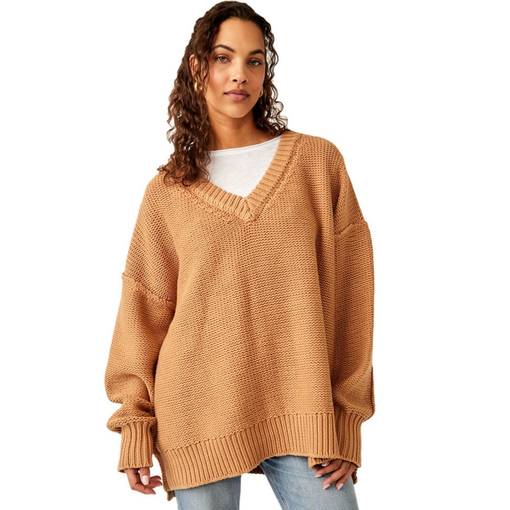 Free People oversized knit sweater medium camel womens sweater boho vneck chunky